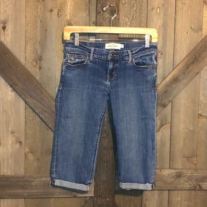 abercrombie Stretch Bermuda Shorts EUC